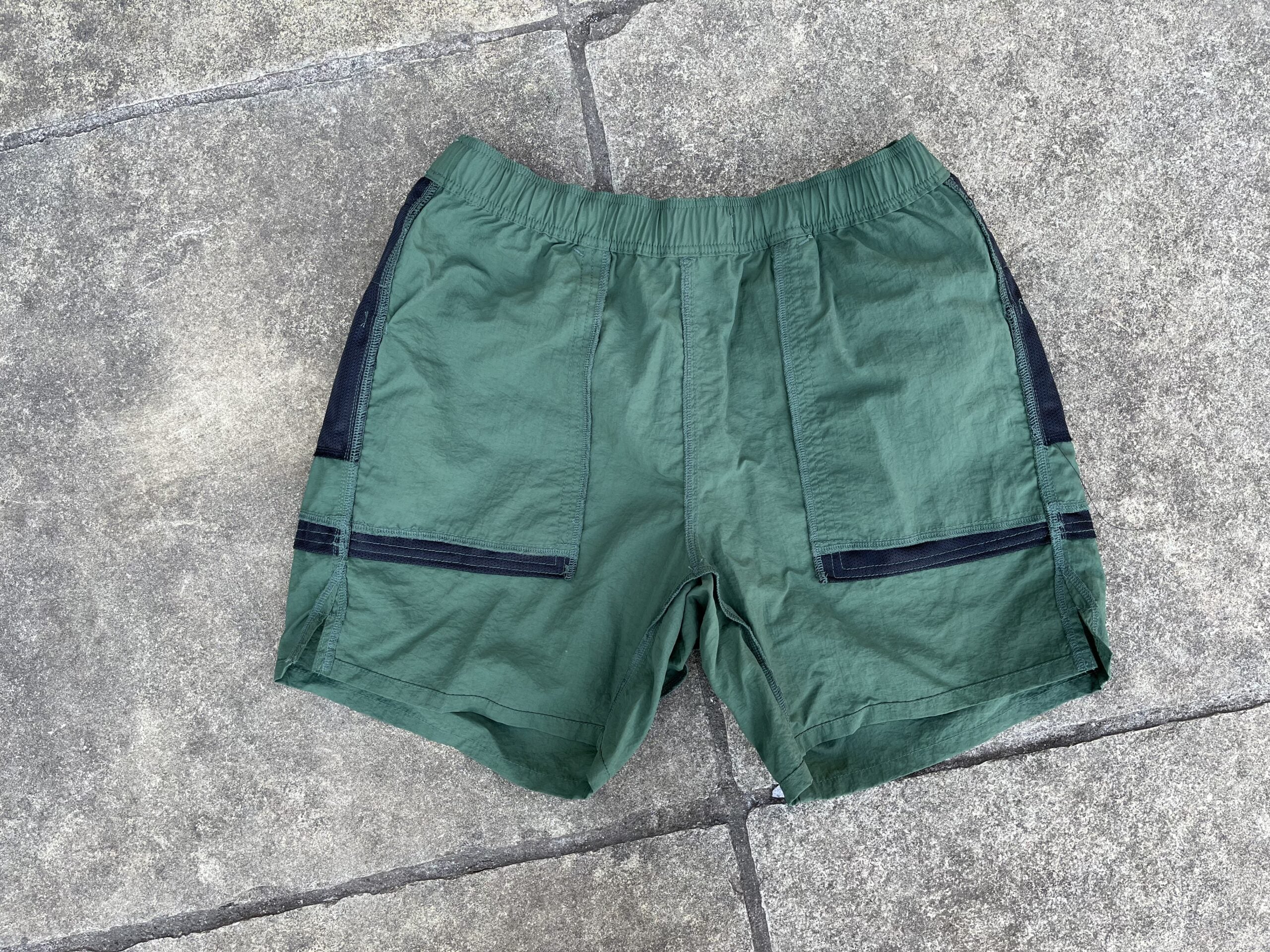 YM Short Pants – MOUNTDOOR Online shop